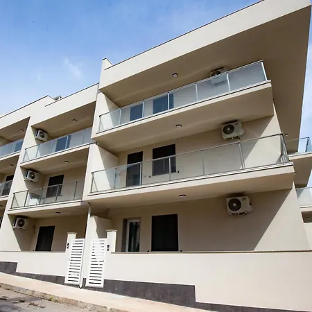 アパート La Marinella *