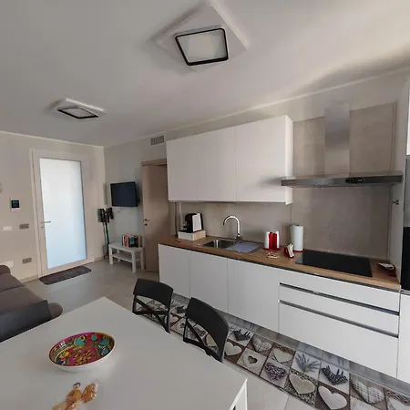Apartment La Marinella